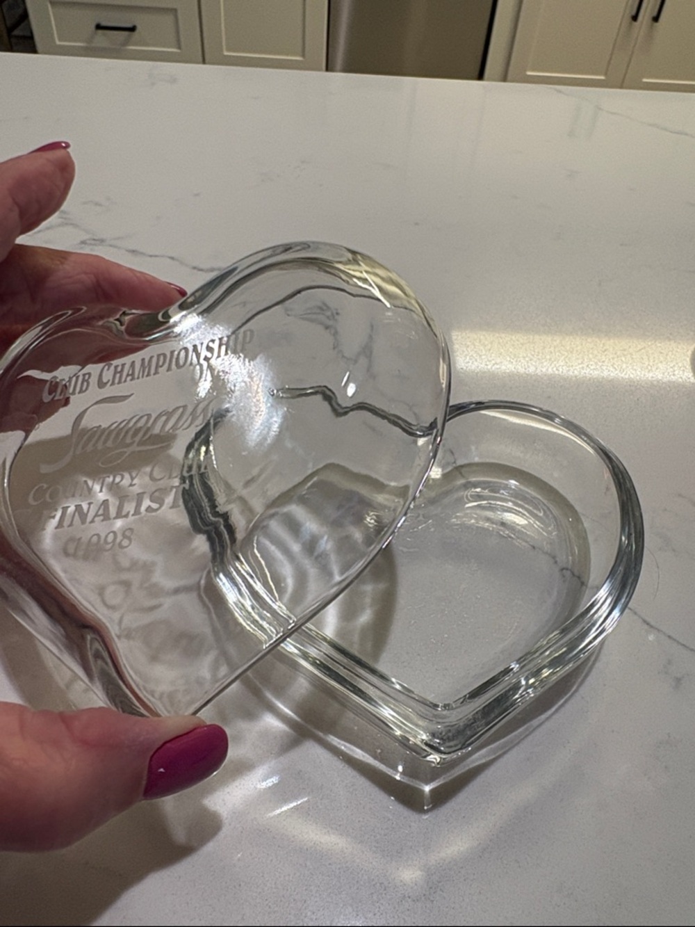 Heart-Shaped Glass Dish - Clear Sawgrass Golf finalist gift… - Picture 2 of 4